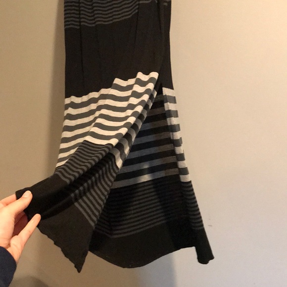 Striped maxi skirt - Picture 2 of 5